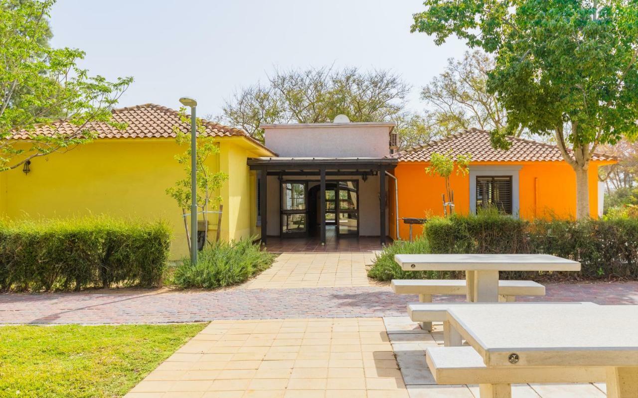 Gvulot - Kibbutz Experience Villa Gevulot Exteriör bild